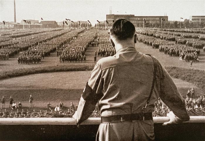 Obbedienza e Sacrificio. Il nazismo e l’educazione alla morte.